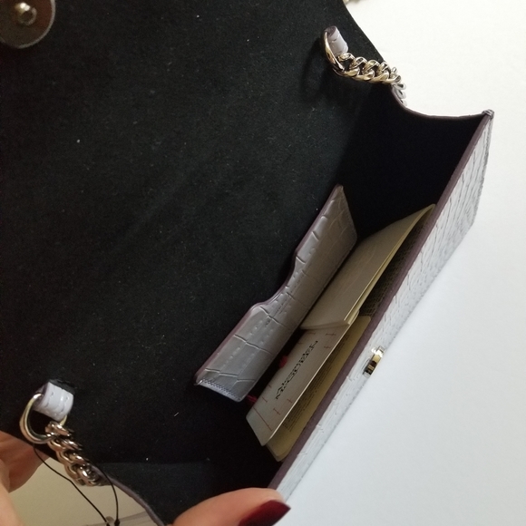 Alexander McQueen Croc-Embossed Leather Skull Crossbody Bag Lavender - Picture 10 of 11